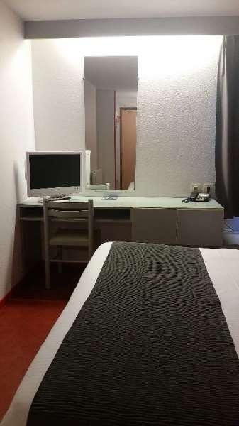 Brit Hotel Sarreguemines Room photo